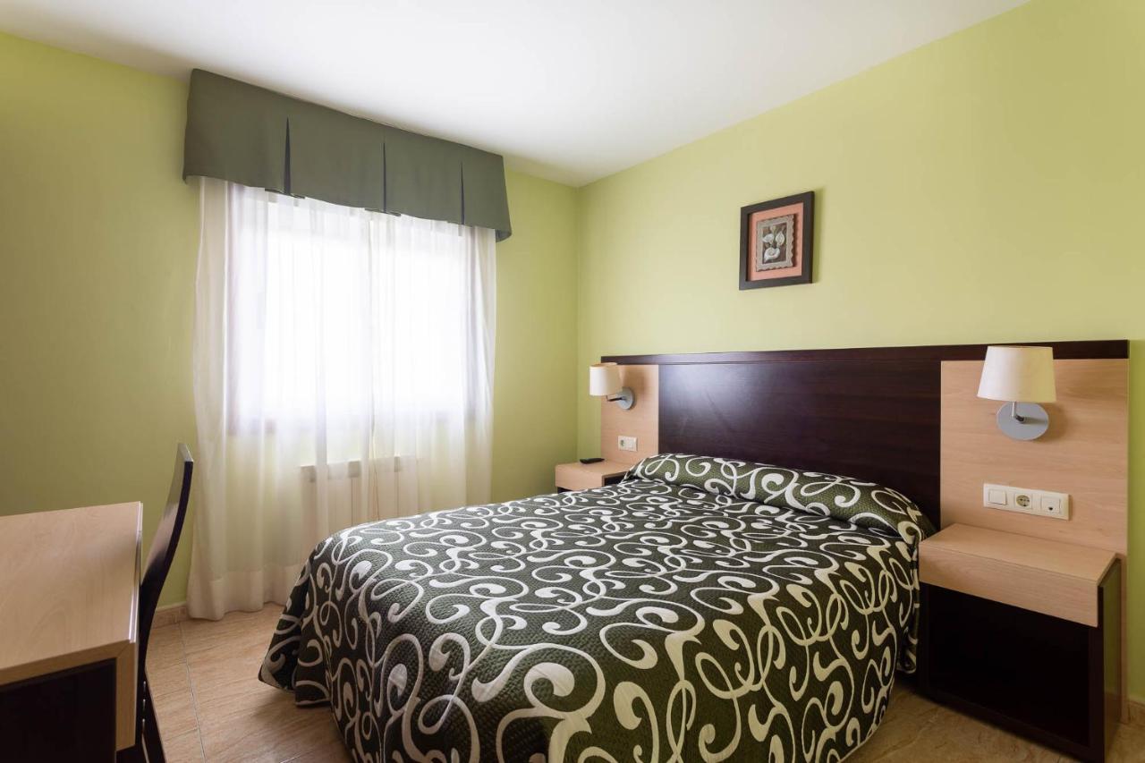 Hotel Canaima Bruma 1,5 K Camino O Mesón Do Vento Εξωτερικό φωτογραφία