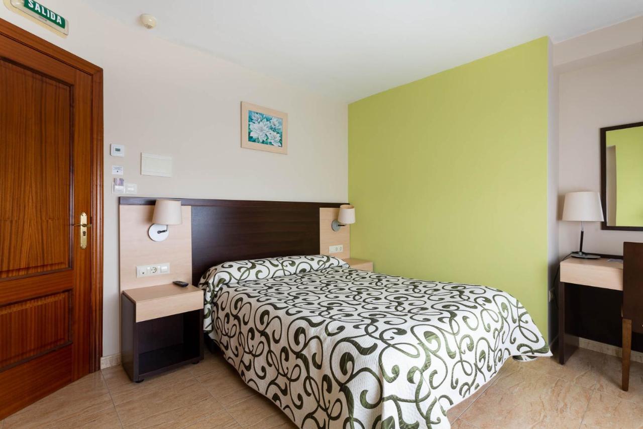 Hotel Canaima Bruma 1,5 K Camino O Mesón Do Vento Εξωτερικό φωτογραφία